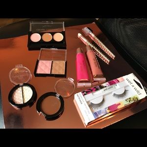 Random Make Up Bundle